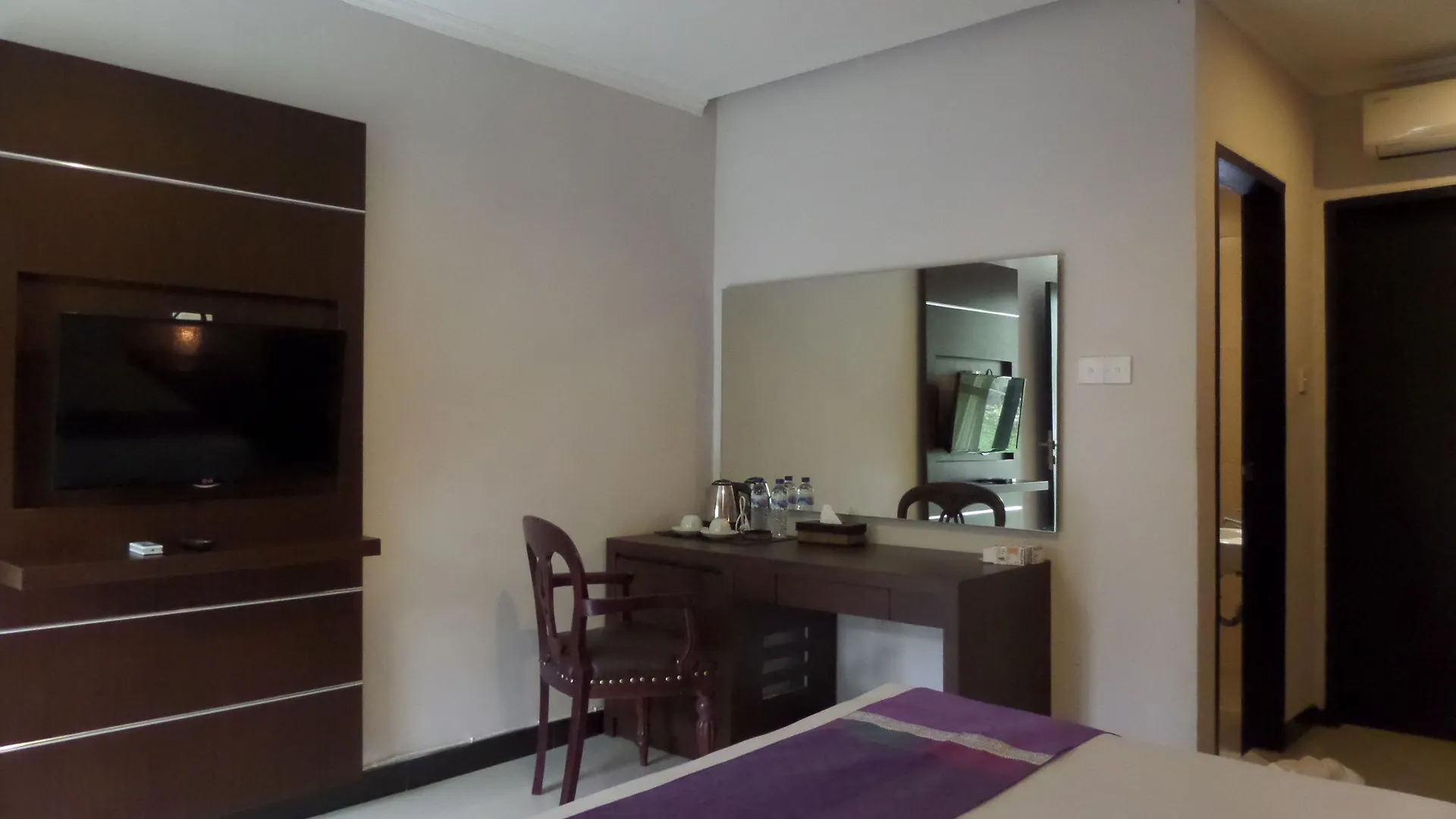 Bali Lodge 3*, Denpasar (Bali)